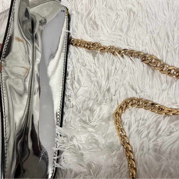 Stella McCartney Silver Metallic Gold Hardware Crossbody Bag Salma Hayek - Picture 16 of 16